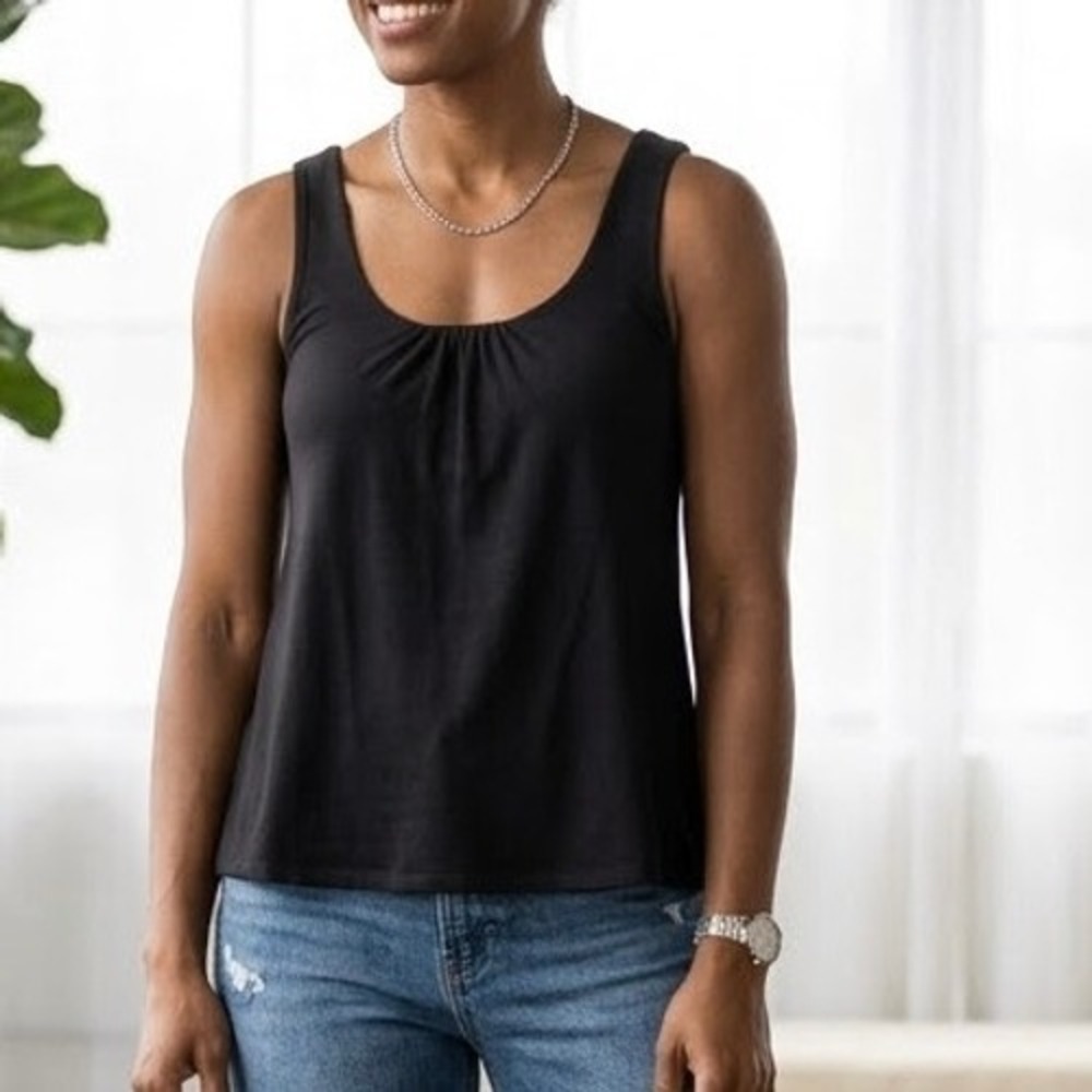 Victoria's Secret Y2K Tank Top Built-in Bra Racerback in Black Women's Size XS